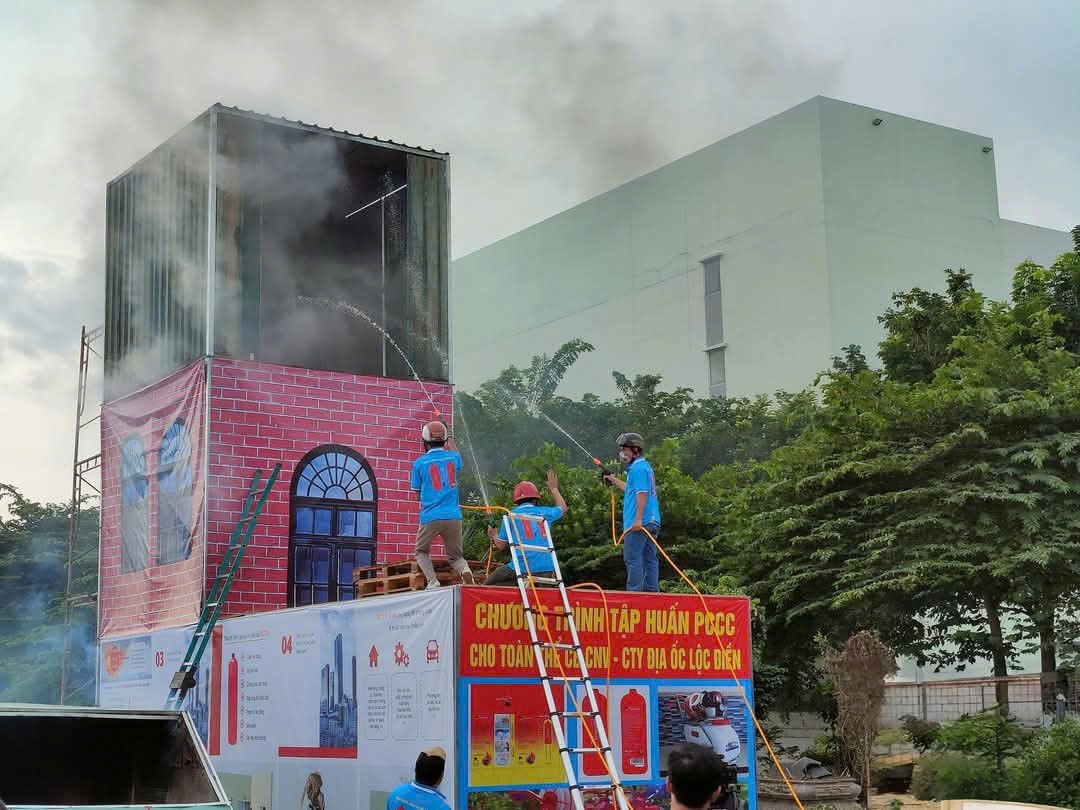 XE CHỮA CHÁY MINI DÙNG DUNG DỊCH CHỮA CHÁY NINJA@